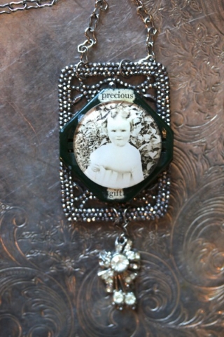 Precious Gift - SALE
