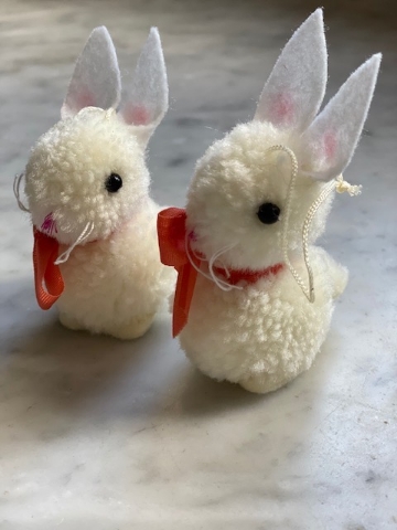 Pom Pom Bun