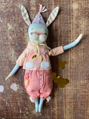 Happy Day Rabbit “Rainbow Rae”