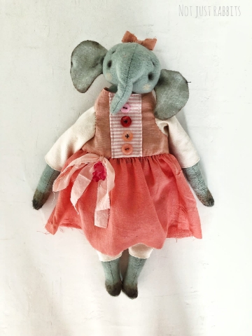 Picture of Eloise Ellie -  OOAK Soft Sculpture Art  - by Jana Jordan  