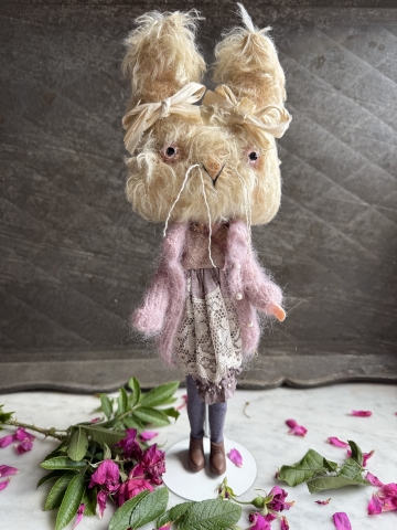 Picture of Bunny Blythe "Violette Cherie" - ooak by Letty Worley wearing ODD PRINCESS Fashion 