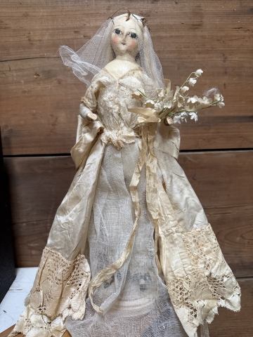 Picture of Elizabeth - by Nicol Sayre ooak folk doll 