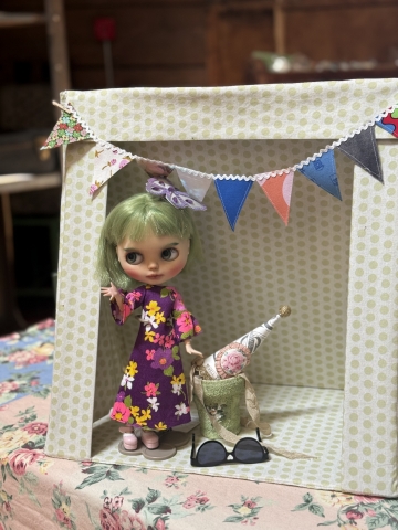 Picture of "JUST DOTTY"  - Play & Display Tent by Tim Purk 