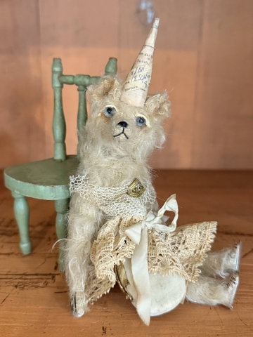 Picture of "Party Girl Daphne" - ooak 7" art teddy by Letty Worley